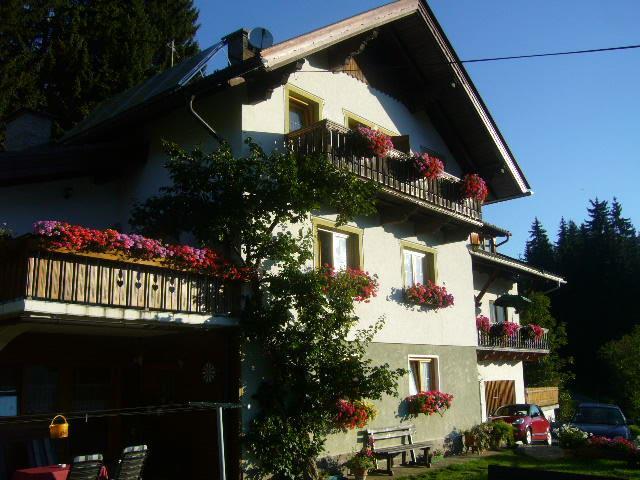 Haus Rupitsch Hotel Winklern  Exterior photo